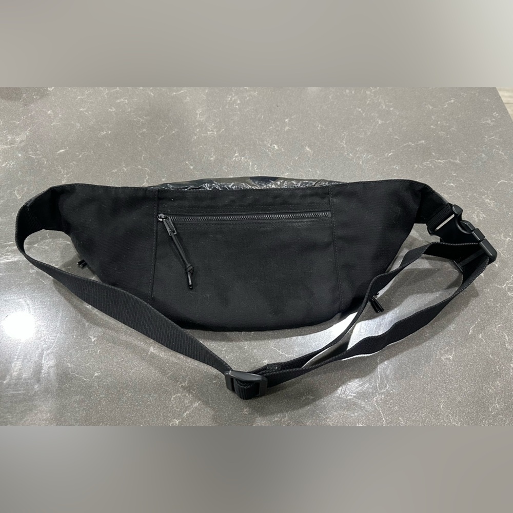 Saint Laurent Nuxx crossbody - Picture 8 of 11